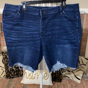 a.n.a | Raw Hem Denim Shorts | Plus Size: 20W